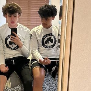 Meet your Posher, Peacock